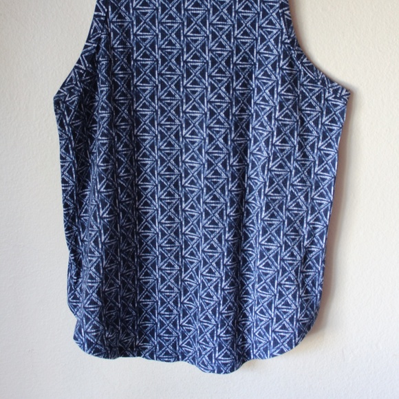 LUSH Pattern tank - Picture 2 of 3